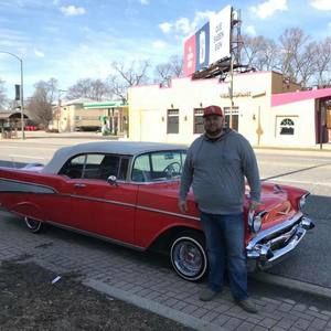 Meet your Posher, Clint